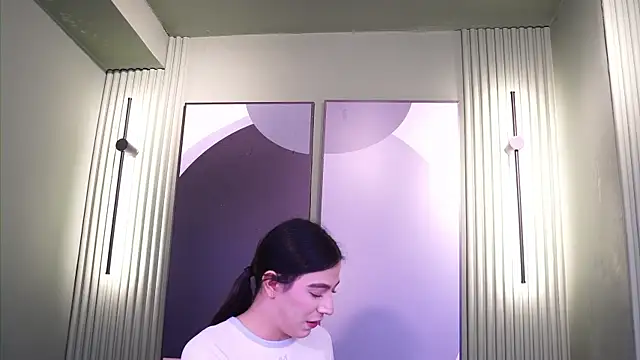 Ariaa Isabell online show from July 11, 1:14 pm