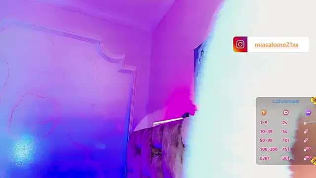 LADY-HOT-SEXY- online show from December 4, 9:01 pm