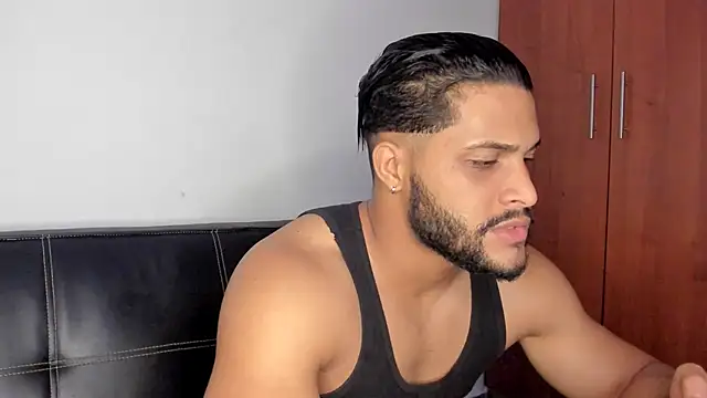 Pier Simons online show from November 20, 8:36 am