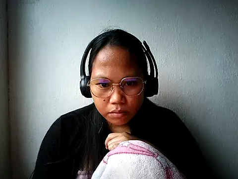 Snapshot of SpankyMyAss69 chatting on February 20, 2:30 am SpankyMyAss69 online show from February 20, 2:30 am