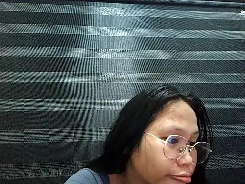 SpankyMyAss69 online show from May 6, 7:08 pm