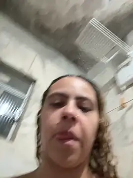 Chloe Leaozinho online show from June 9, 11:49 pm