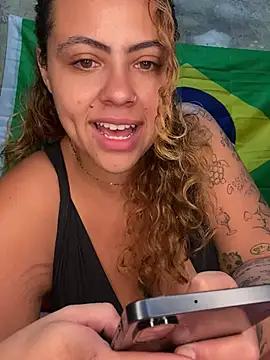Chloe Leaozinho online show from June 14, 2:41 pm