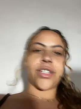 Chloe Leaozinho online show from July 29, 10:52 pm