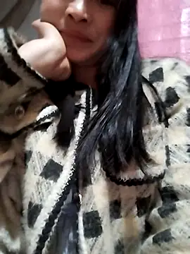 Tiyir597 online show from December 4, 3:32 pm