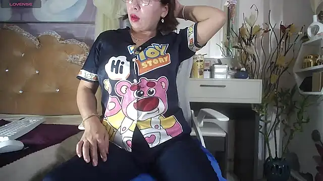 lyly asian online show from February 28, 1:12 pm