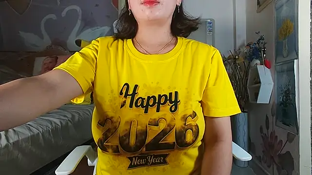 lyly asian online show from August 1, 1:21 pm