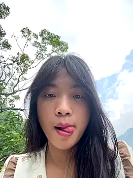 Snapshot of Phayphay77 chatting on October 2, 3:02 am Phayphay77 online show from October 2, 3:02 am