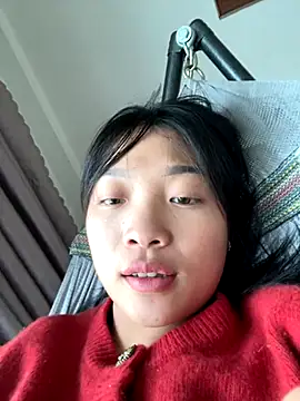 Snapshot of Phayphay77 chatting on December 2, 5:02 am Phayphay77 online show from December 2, 5:02 am