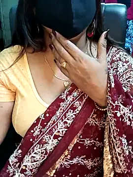 Snapshot of Bhanu-Sharma chatting on November 13, 4:11 am Bhanu-Sharma online show from November 13, 4:11 am