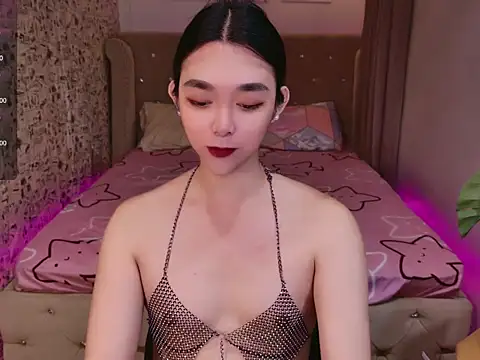 Snapshot of Ts-yoshi chatting on October 5, 2:21 am Ts-yoshi online show from October 5, 2:21 am