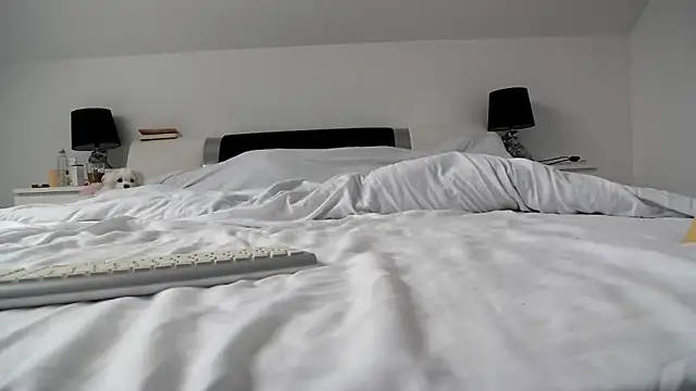 Snapshot of ArabianMalikah chatting on October 14, 6:36 am ArabianMalikah online show from October 14, 6:36 am