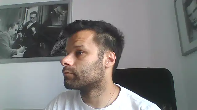 Snapshot of FROCETTO93 chatting on June 23, 6:00 am FROCETTO93 online show from June 23, 6:00 am