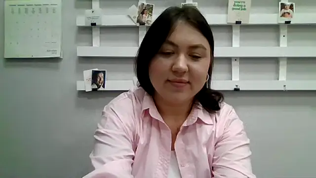 Snapshot of LoveNugget chatting on October 10, 7:18 am LoveNugget online show from October 10, 7:18 am