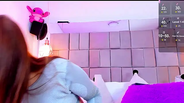 Snapshot of antoneella_jones chatting on November 11, 1:33 pm antoneella jones online show from November 11, 1:33 pm