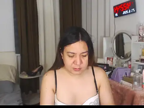 Snapshot of stellahugeX chatting on June 26, 8:24 pm stellahugeX online show from June 26, 8:24 pm