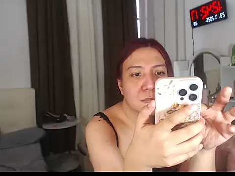 Snapshot of stellahugeX chatting on July 23, 4:43 am stellahugeX online show from July 23, 4:43 am