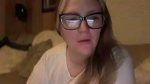 Snapshot of PefectNipz chatting on September 15, 12:54 am PefectNipz online show from September 15, 12:54 am