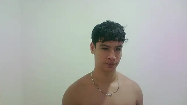 Snapshot of zeus_181 chatting on September 15, 11:49 pm zeus 181 online show from September 15, 11:49 pm