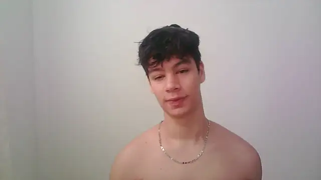 Snapshot of zeus_181 chatting on November 7, 12:49 pm zeus 181 online show from November 7, 12:49 pm