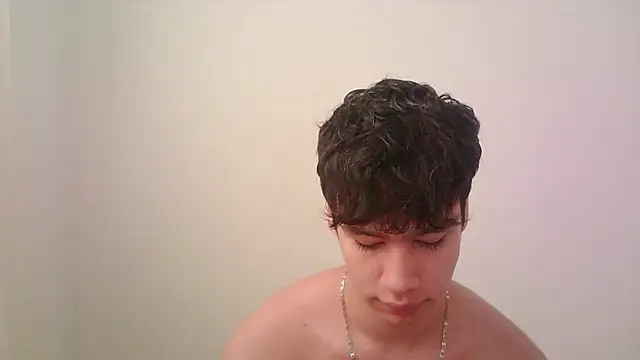 Snapshot of zeus_181 chatting on November 16, 12:55 pm zeus 181 online show from November 16, 12:55 pm