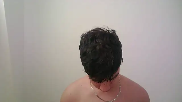 Snapshot of zeus_181 chatting on December 14, 1:16 pm zeus 181 online show from December 14, 1:16 pm