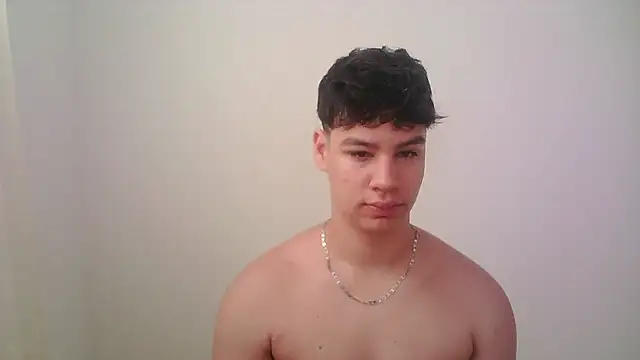 Snapshot of zeus_181 chatting on May 31, 12:45 pm zeus 181 online show from May 31, 12:45 pm