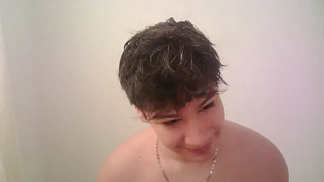 Snapshot of zeus_181 chatting on June 24, 9:14 pm zeus 181 online show from June 24, 9:14 pm