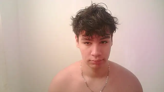 Snapshot of zeus_181 chatting on June 25, 8:57 pm zeus 181 online show from June 25, 8:57 pm