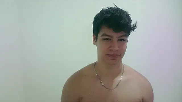 Snapshot of zeus_181 chatting on July 14, 9:03 am zeus 181 online show from July 14, 9:03 am