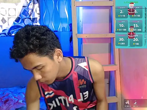 Snapshot of Demure_Asian143 chatting on November 5, 7:08 am Demure Asian143 online show from November 5, 7:08 am