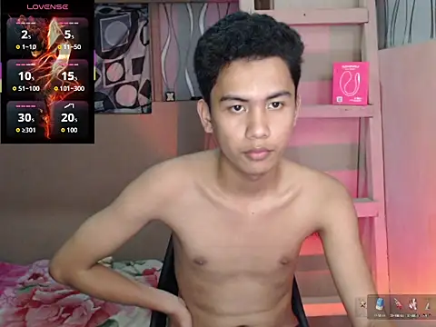 Snapshot of Demure_Asian143 chatting on November 7, 10:26 am Demure Asian143 online show from November 7, 10:26 am