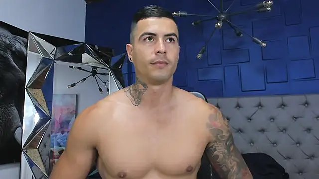 Snapshot of andres-clark92 chatting on June 12, 4:28 pm andres-clark92 online show from June 12, 4:28 pm