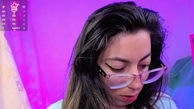 Miranda sexlove  online show from February 23, 7:00 pm