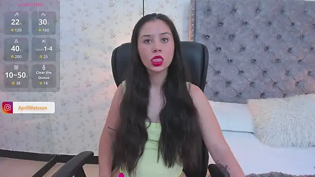 Snapshot of Aprilwatson chatting on October 2, 6:48 pm Aprilwatson online show from October 2, 6:48 pm