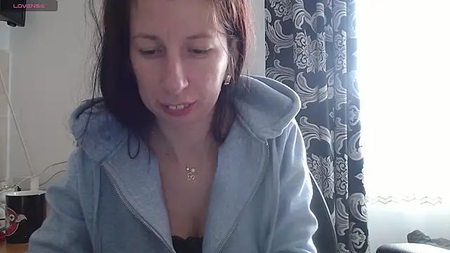 RosieHayes online show from November 17, 10:21 am