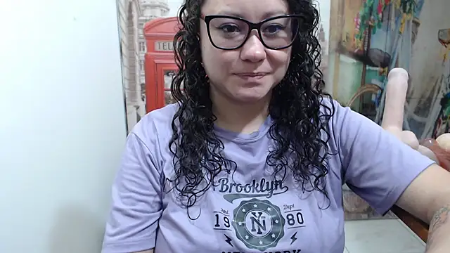 Snapshot of greeneyes_nurse chatting on October 21, 7:14 pm greeneyes nurse online show from October 21, 7:14 pm