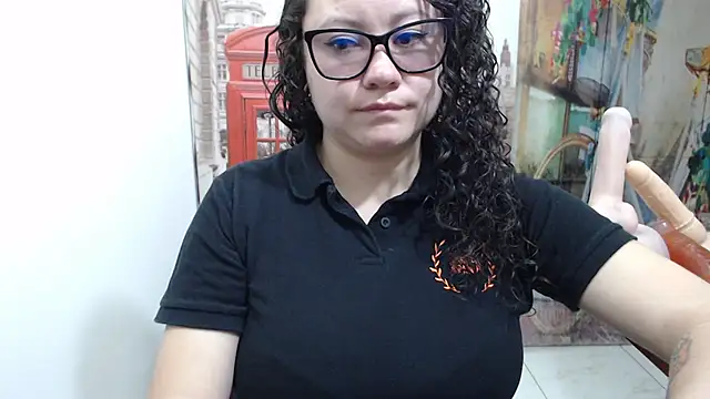 Snapshot of greeneyes_nurse chatting on October 22, 6:40 pm greeneyes nurse online show from October 22, 6:40 pm