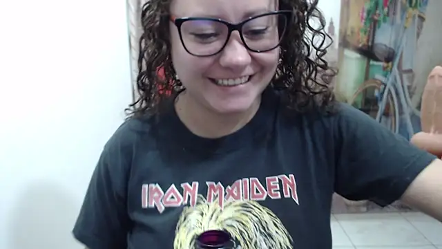 Snapshot of greeneyes_nurse chatting on November 27, 8:22 pm greeneyes nurse online show from November 27, 8:22 pm