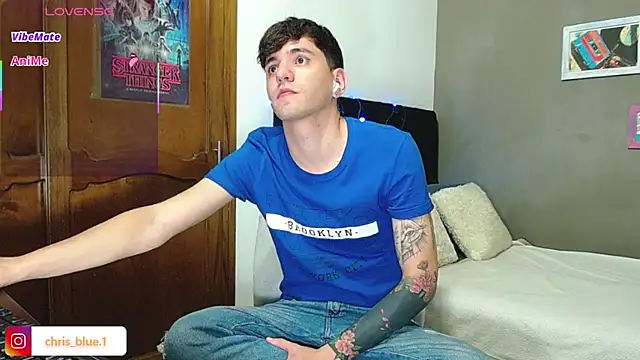 Snapshot of Matteo12_ chatting on July 26, 3:25 am Matteo12 online show from July 26, 3:25 am