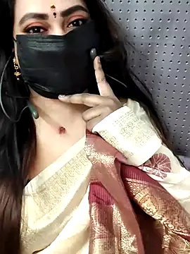 Snapshot of Cutie_nila26 chatting on November 30, 5:33 am Cutie nila26 online show from November 30, 5:33 am