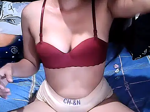 Snapshot of SexyHenesy chatting on November 11, 10:37 am SexyHenesy online show from November 11, 10:37 am