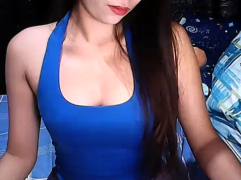 Snapshot of SexyHenesy chatting on December 2, 9:32 pm SexyHenesy online show from December 2, 9:32 pm