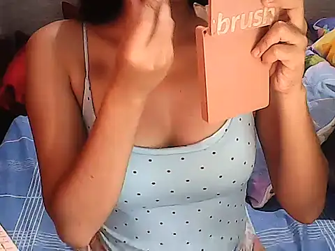 SexyHenesy online show from May 26, 7:32 pm