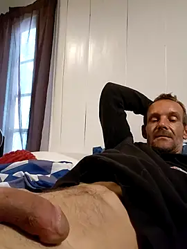 Snapshot of Hungwell1515 chatting on November 24, 2:39 pm Hungwell1515 online show from November 24, 2:39 pm