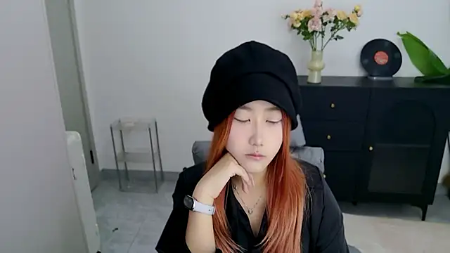 Snapshot of xiaouli chatting on October 30, 1:51 am xiaouli online show from October 30, 1:51 am