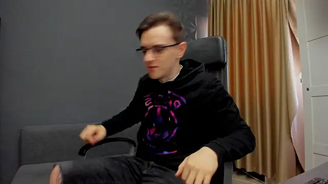 FelixStarkk online show from March 9, 5:44 am