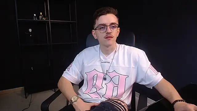 FelixStarkk online show from June 5, 6:52 am