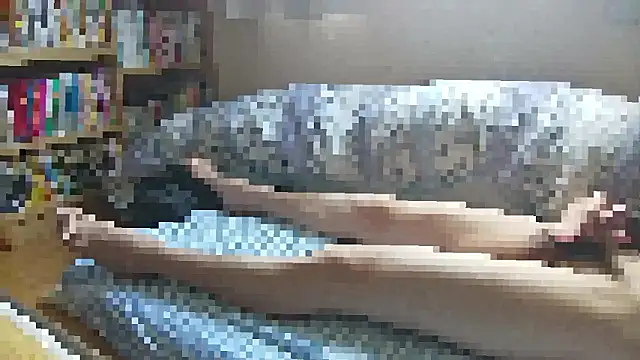 YJUN94031 online show from May 9, 12:49 am