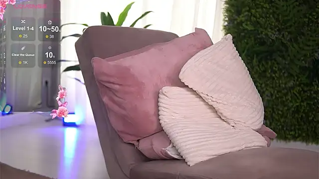 FreyaHeart online show from July 31, 6:24 am
